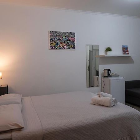 Toledo Road 429 Hotel Napoli Eksteriør billede
